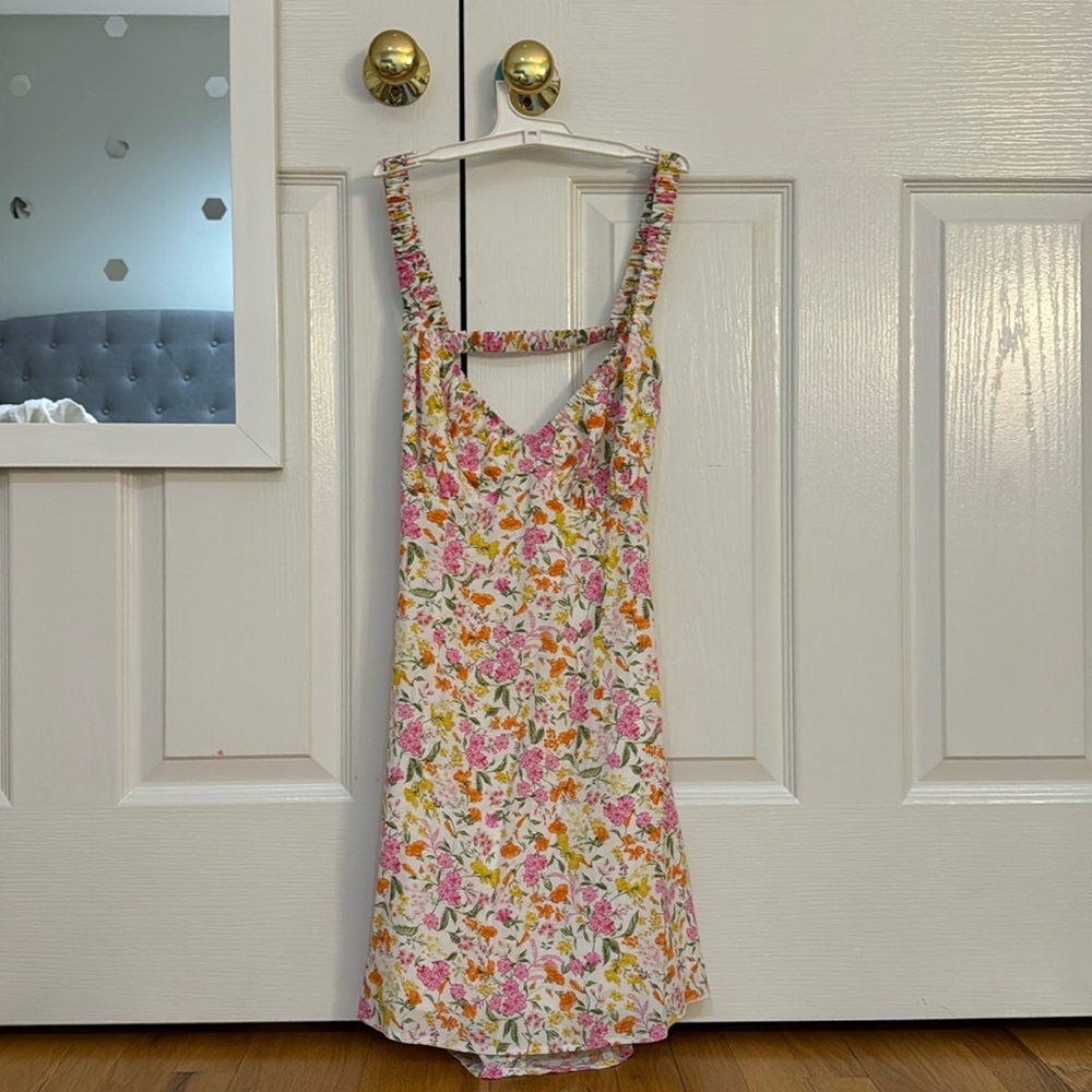 Isabelle’s cabinet dress